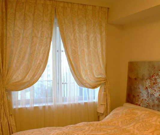 Bộ rèm cửa vải Bỉ đẹp RB – 08 mang tới sự dịu dàng, thoải mái cho phòng ngủ