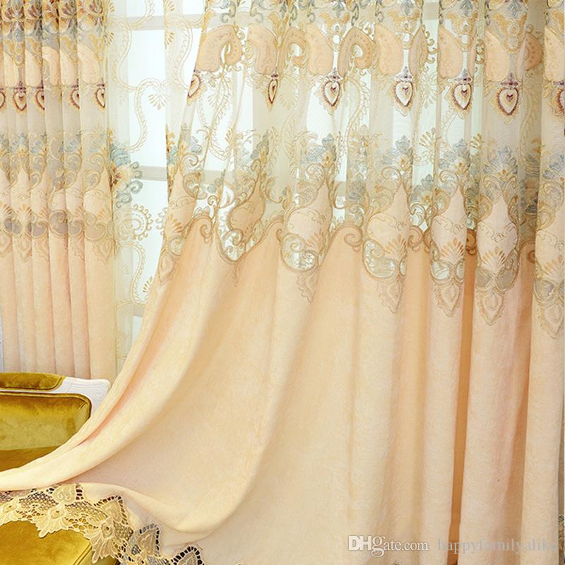 Những mẫu rèm vải cổ điển vải dày cho cửa sổ phòng khách