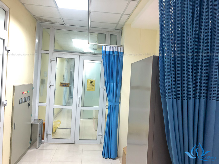 Thi công thực tế rèm bệnh viện chất lượng cao tại Tôn Thất Tùng, Hà Nội
