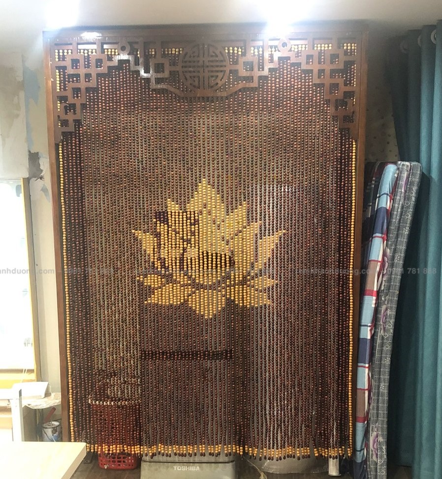 Rèm hạt gỗ bồ đề phong thủy đan hình hoa sen cho phòng thờ