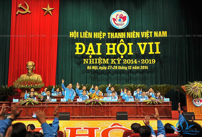 Trang trí khánh tiết hội trường ấn tượng tại Trần Phú, Hà Nội HT 07