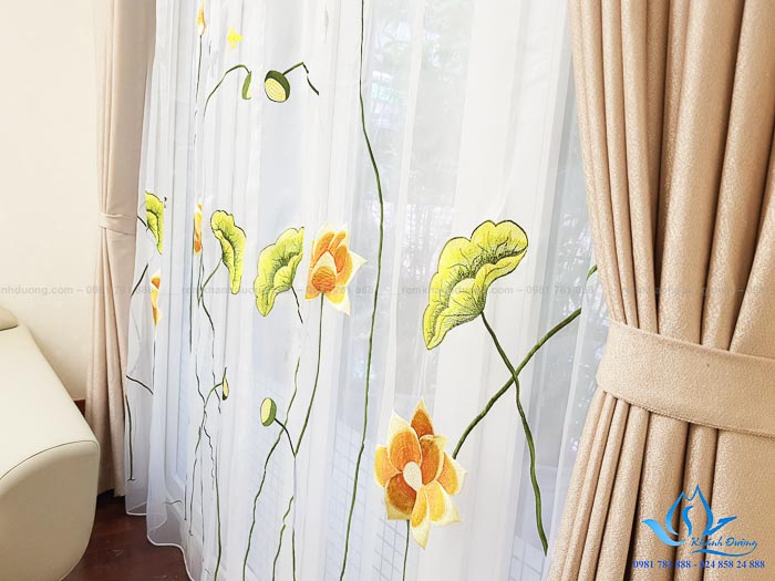 Rèm vải thêu tay Hàn Quốc đẹp cho phòng khách tại Âu Cơ- Hà Nội L18-19