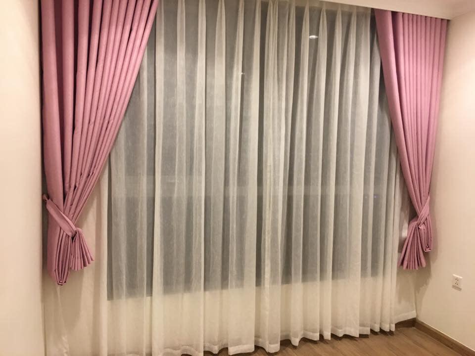 Rèm cửa màu hồng pastel cho phòng ngủ