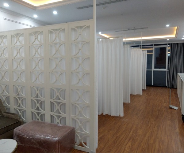 Rèm voan trắng trơn cho khu spa trị liệu tại Hoàng Cầu, Hà Nội
