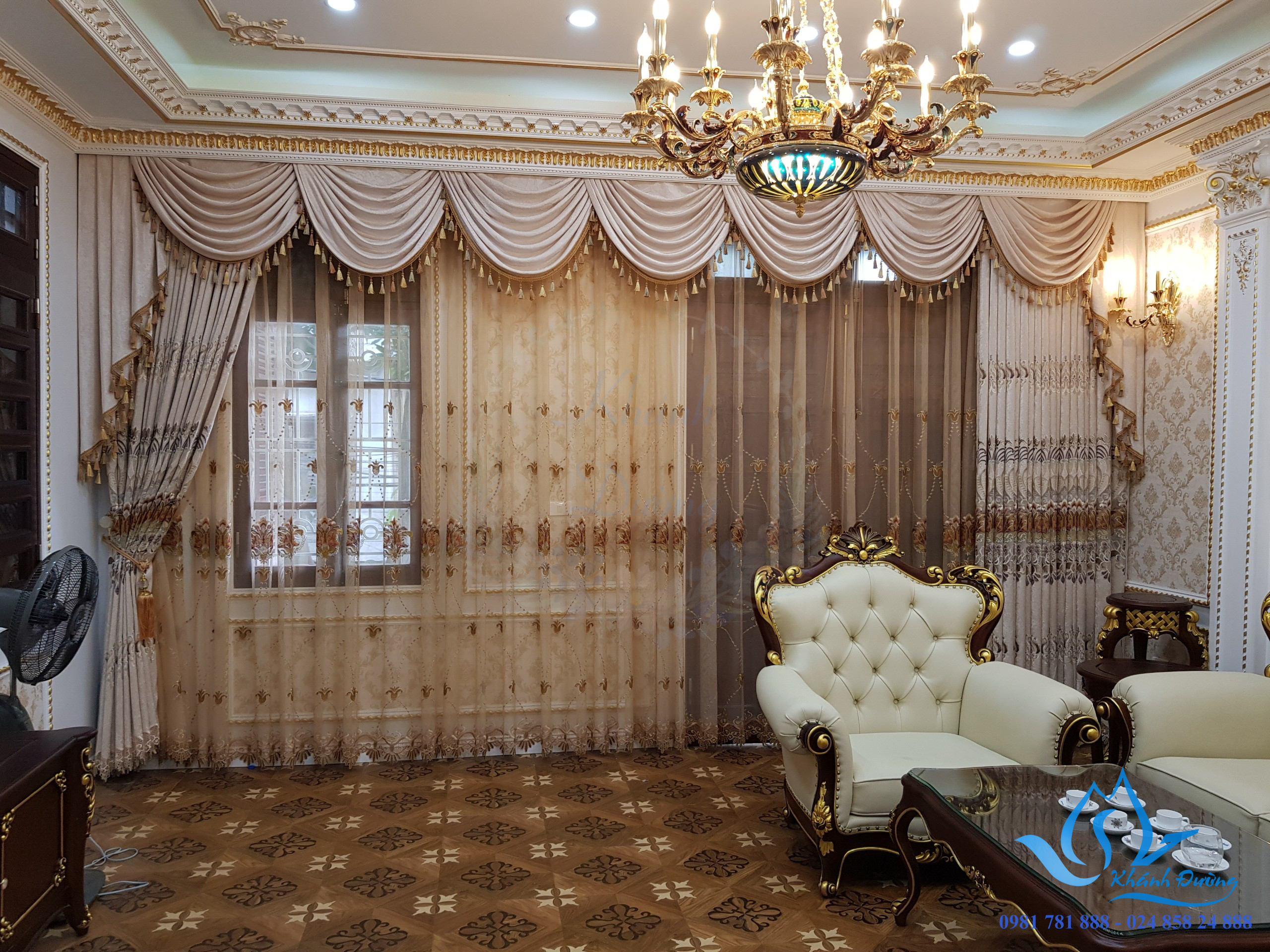 Rèm tân cổ điển cho phong cách hoàng gia