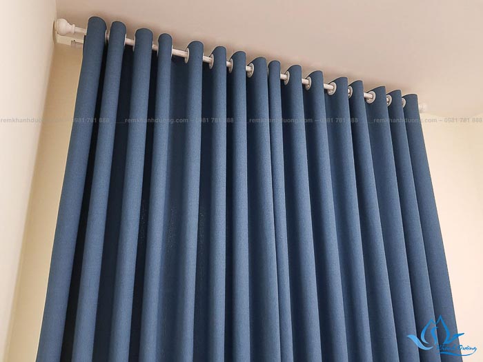 Hé lộ kiểu may tinh tế của rèm vải hai lớp HH504