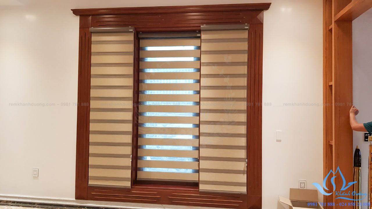 Rèm cầu vồng EBL 302 với thiết kê hai lớp sẽ hạn chế rách, xù vải rèm