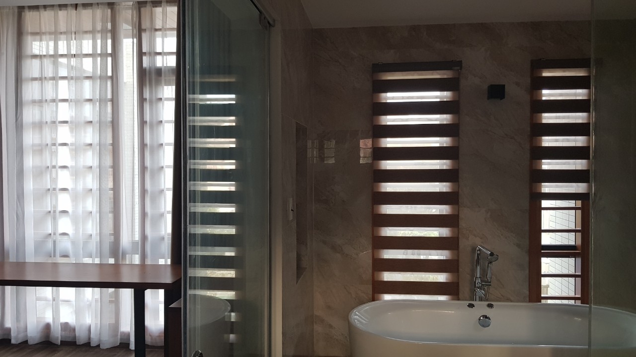 Rèm cầu vông cao cấp tại Hà Nội