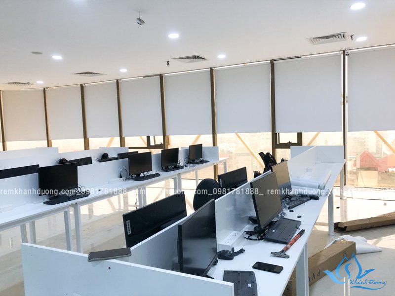 Rèm cuốn sang trọng cho phòng họp, văn phòng tại Trần Duy Hưng