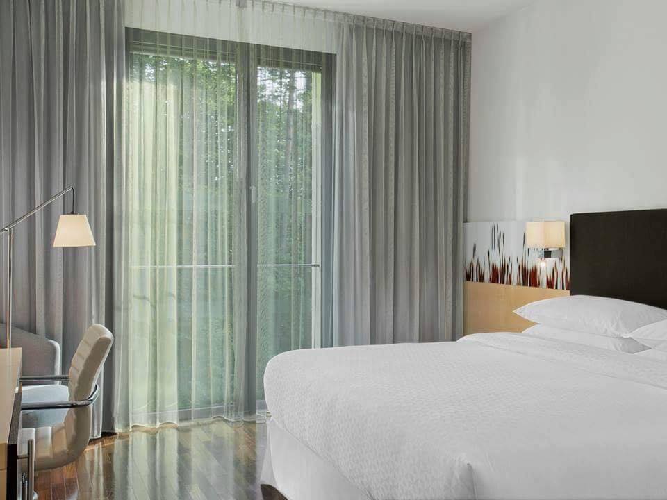 62092134_1743348395810849_8667546360435703808_chon-loc-3-mau-rem-cua-chung-cu-dep-me-man-1