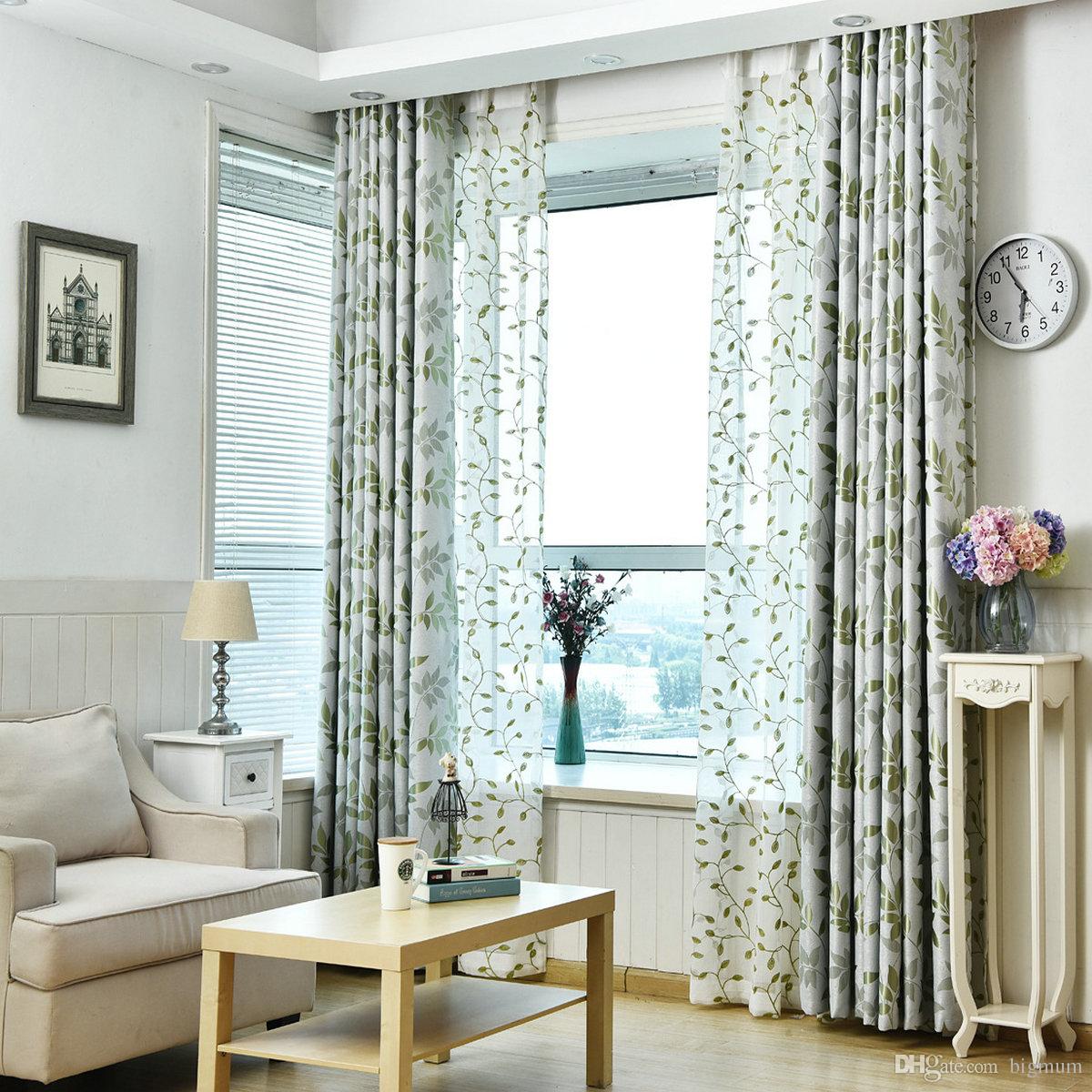 Rèm vải họa tiết phòng khách sang trọng, tinh tế Rèm vải họa tiết phòng khách sang trọng, tinh tế