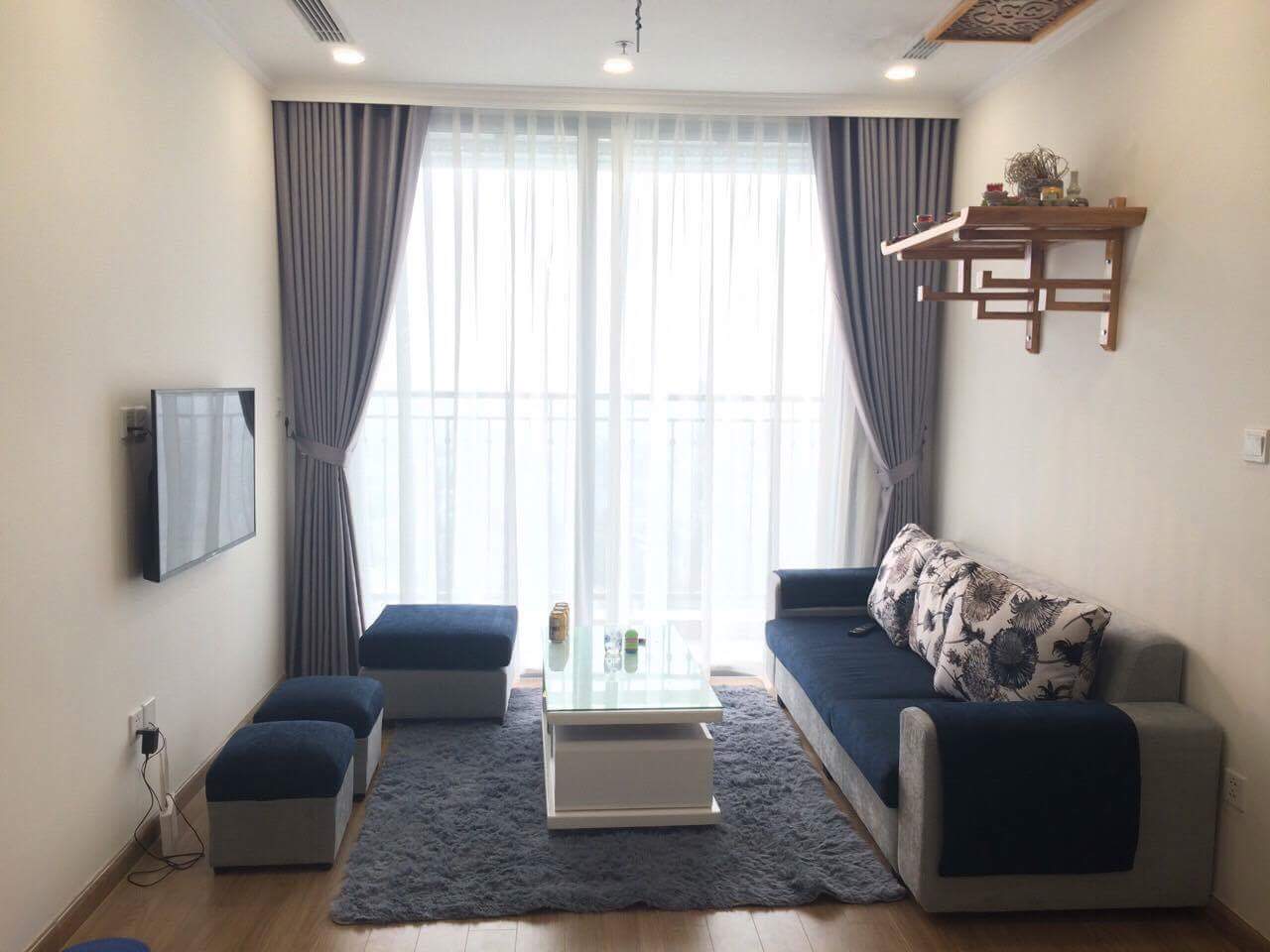 Rèm vải một màu sang trọng cho phòng khách