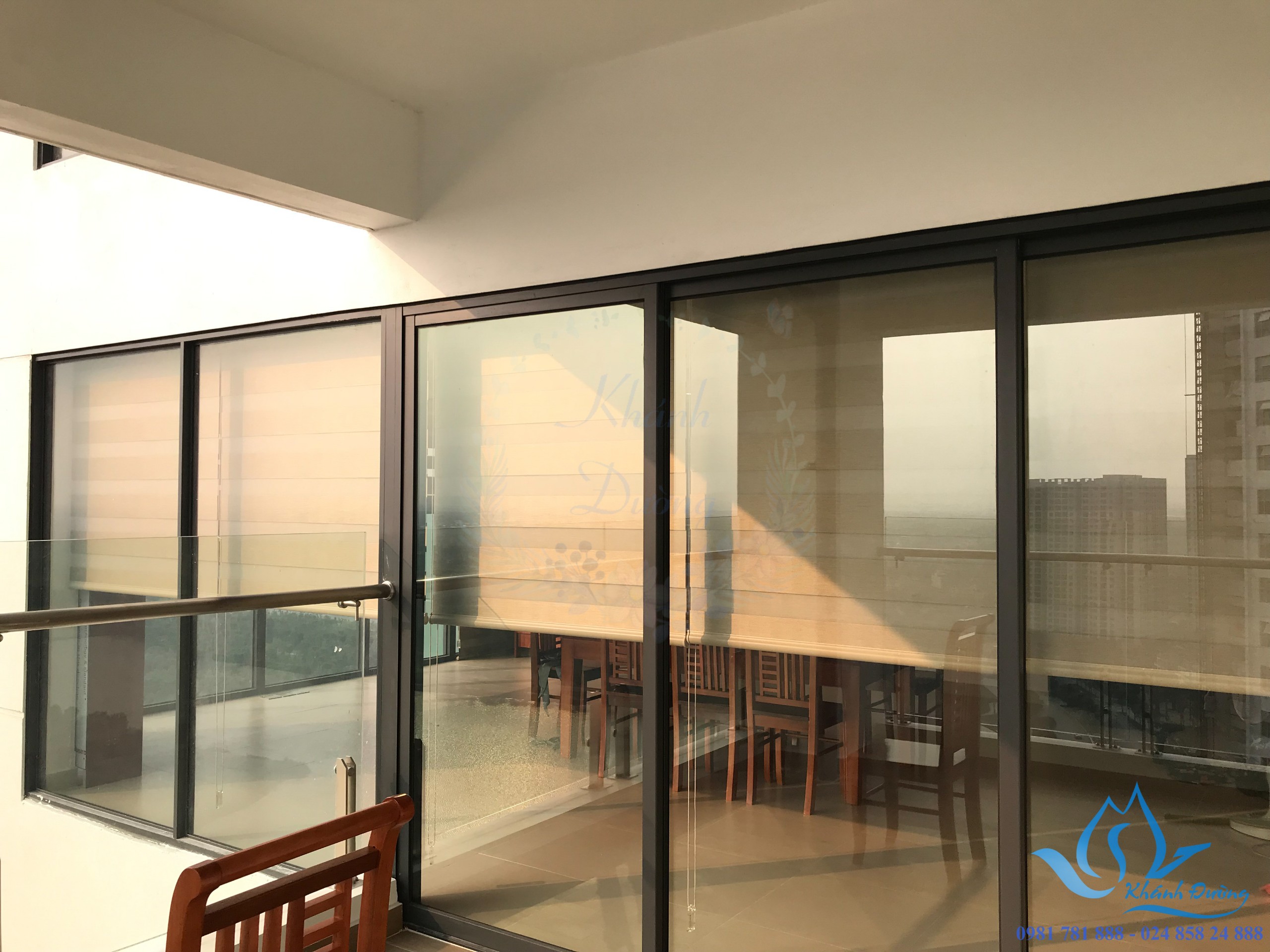 Rèm cầu vồng cao cấp tai Hà Nội