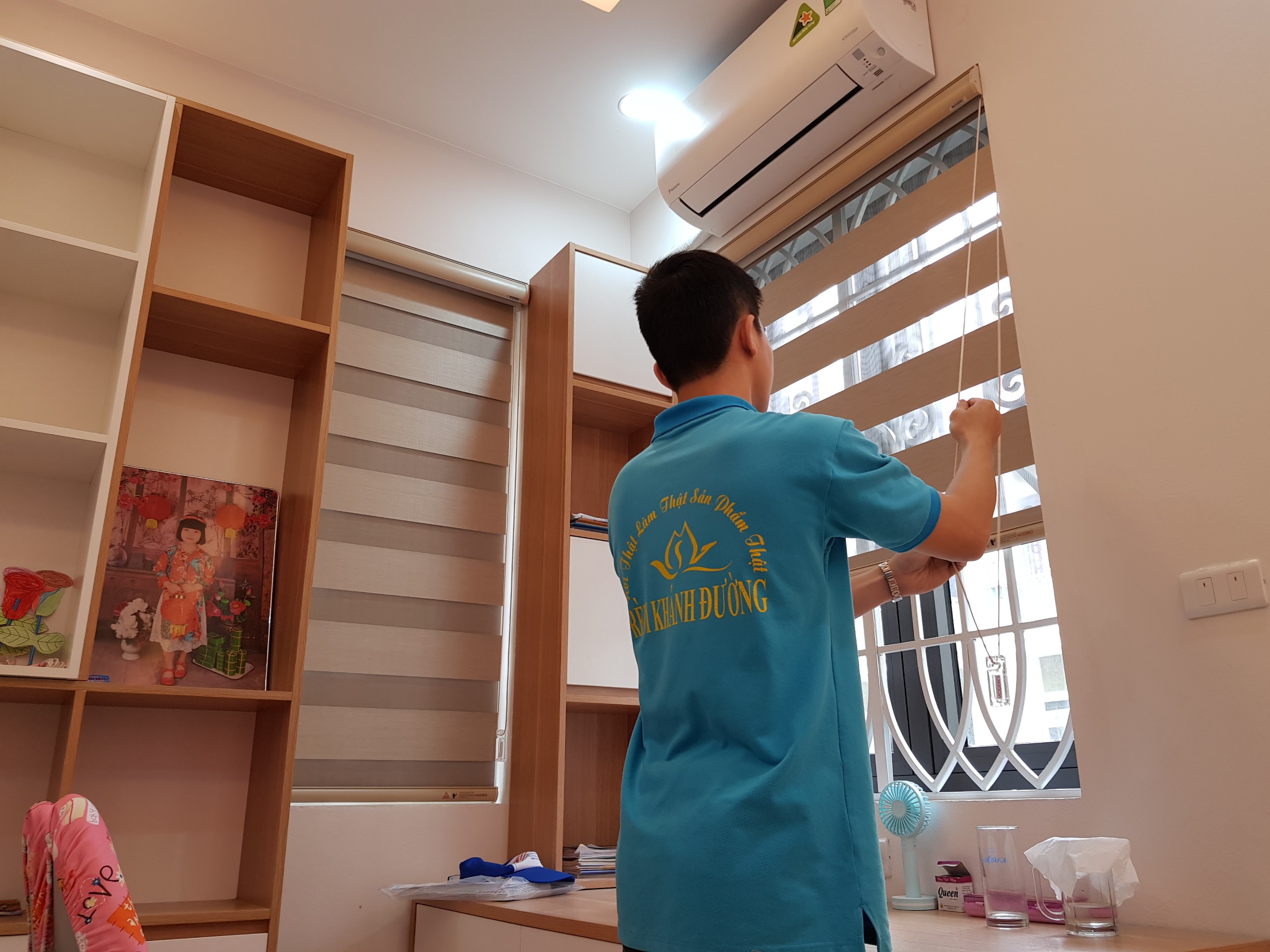 Thi công lắp đặt rèm cầu vồng Hàn Quốc