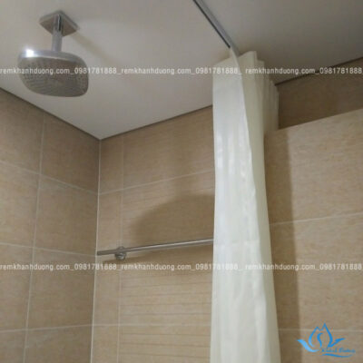 3-rem-phong-tam-mau-kem-soc-ke-350K-m2 (5)