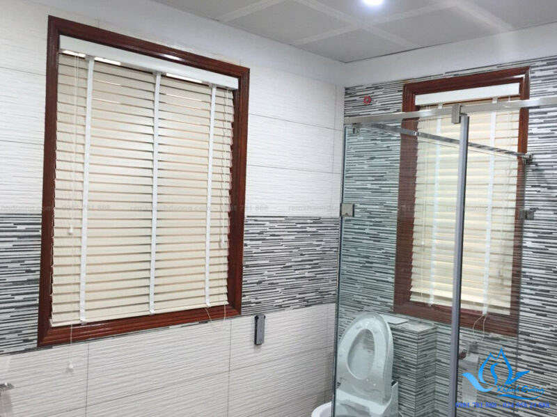 Rèm nhựa giả gỗ MSJ 501 tích hợp nhiều ưu điểm vượt trội