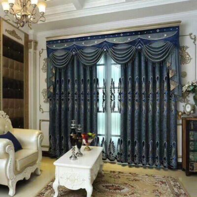 rèm nhung thêu cổ điển sang trọng cho phòng khách tại Long Biên