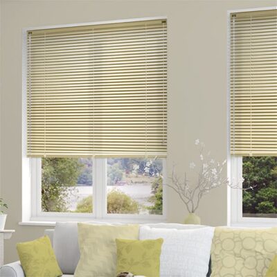 studio-cornish-cream-20-venetian-blind-a