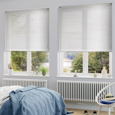 studio-bright-white-20-venetian-blind-a