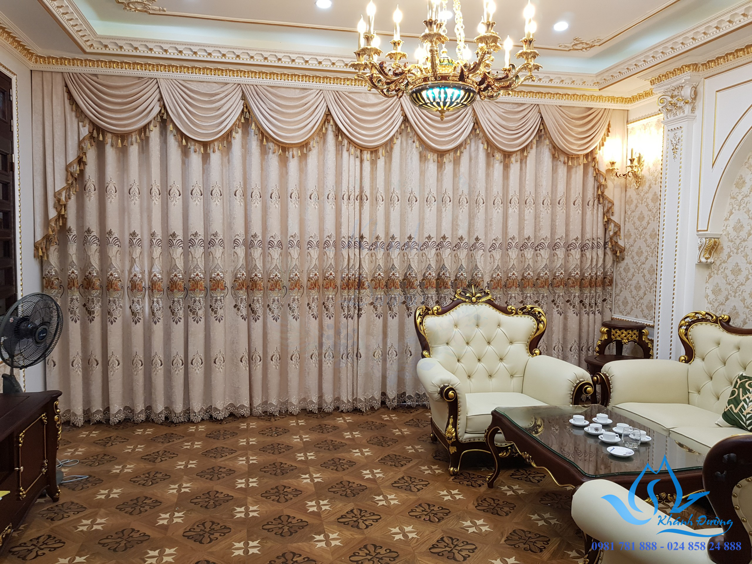 Rèm tân cổ điển vải nhung thêu cho biệt thự đẹp