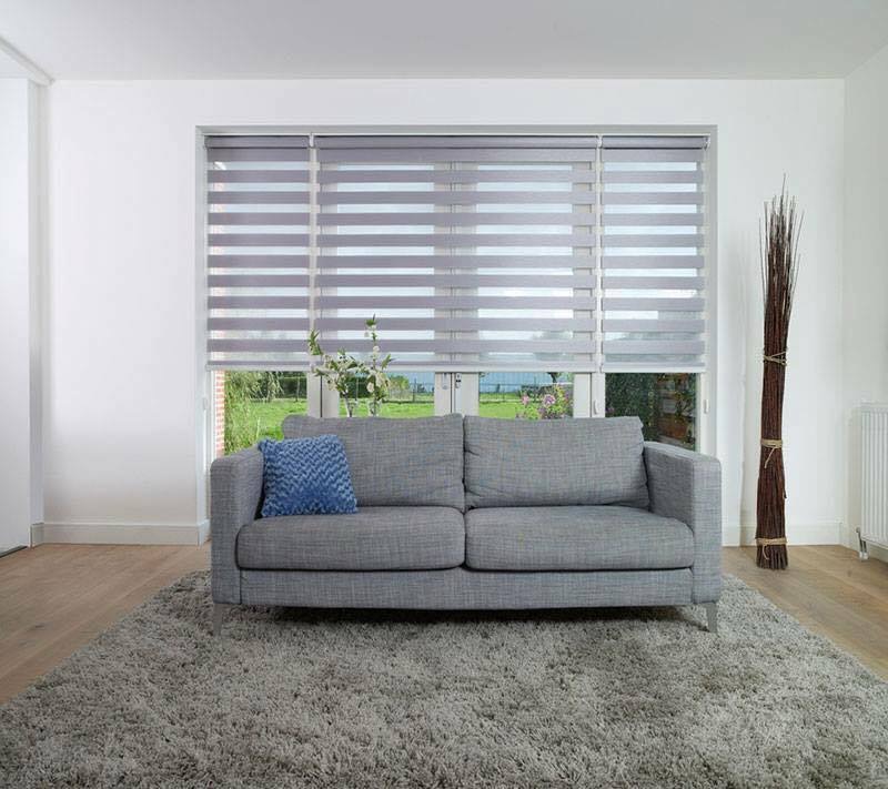 Rèm cầu vồng Hàn Quốc tạo không gian rộng rãi