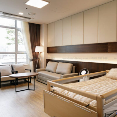 Màu sắc rèm HL-102 phù hợp với không gian sang trọng của phòng bệnh cao cấp