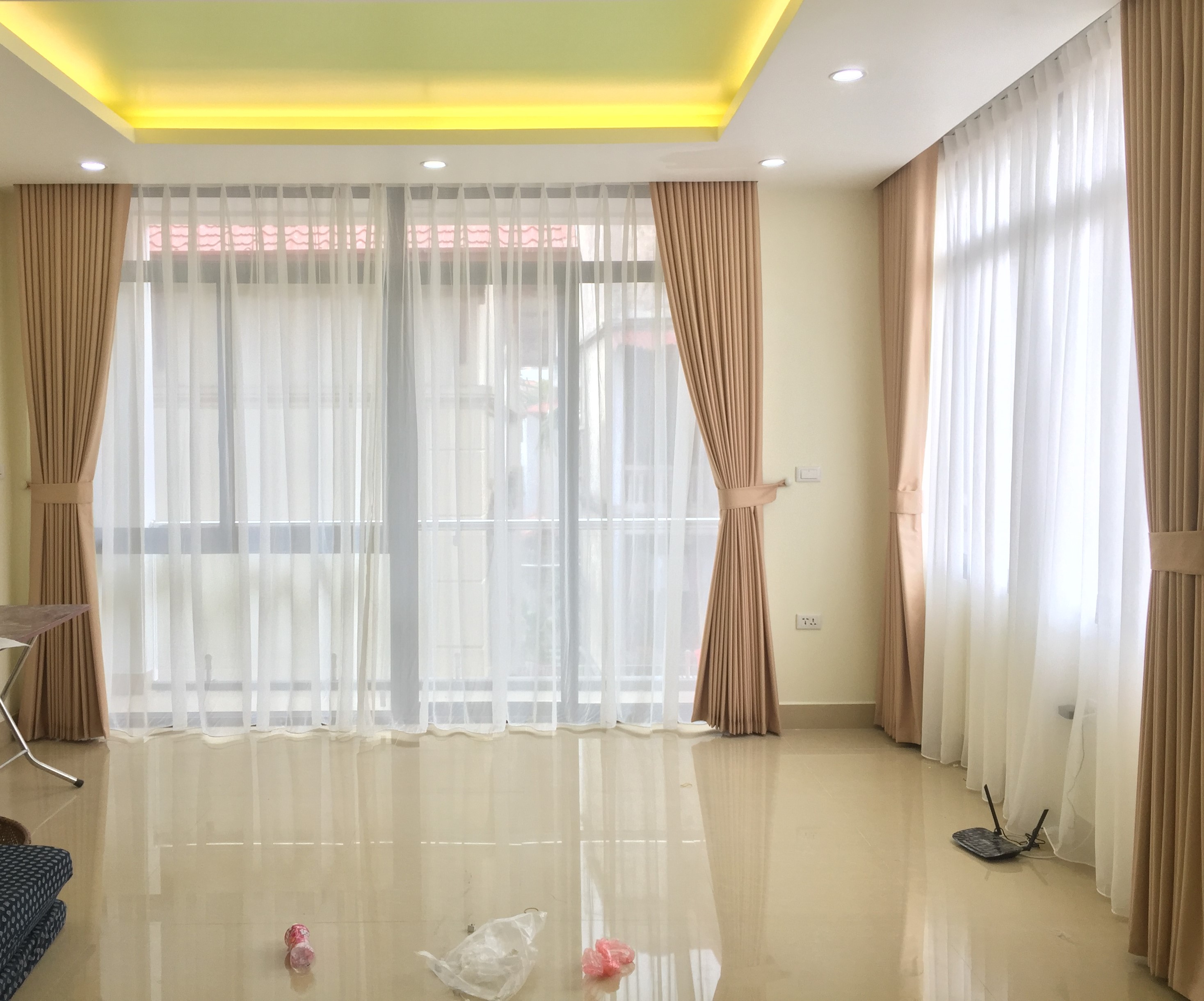 Rèm cửa một màu thanh lịch cho phòng khách tại quận Đống Đa HH-636