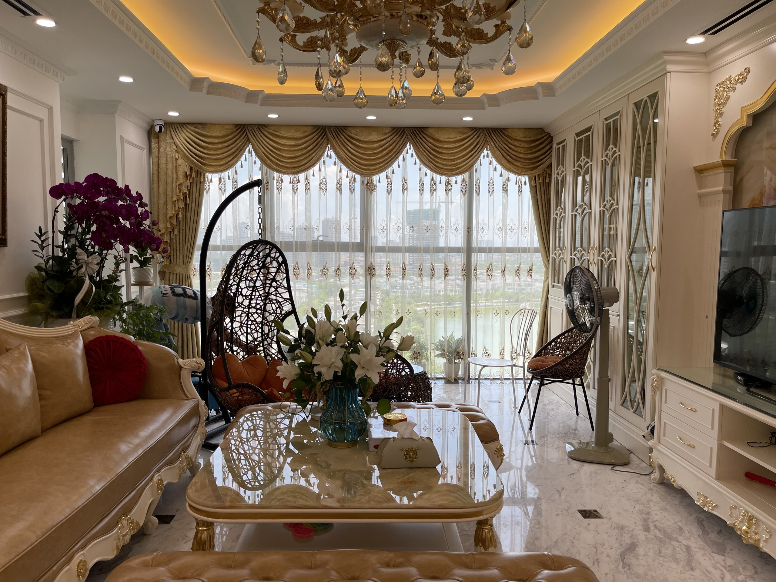 Rèm vải tân cổ điển hoàng gia vải Thổ Nhĩ Kỳ cho căn hộ cao cấp Thong Long Number One