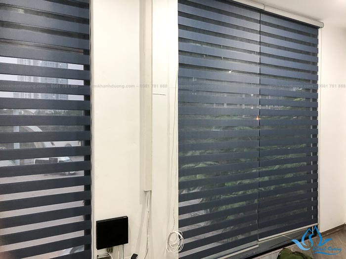 2 lớp vải đan xen giúp cho mành cầu vồng chỉnh sáng dễ dàng