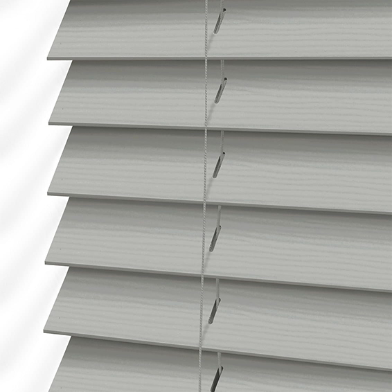 Rèm gỗ cao cấp hế thống dây cố định chắc chắn