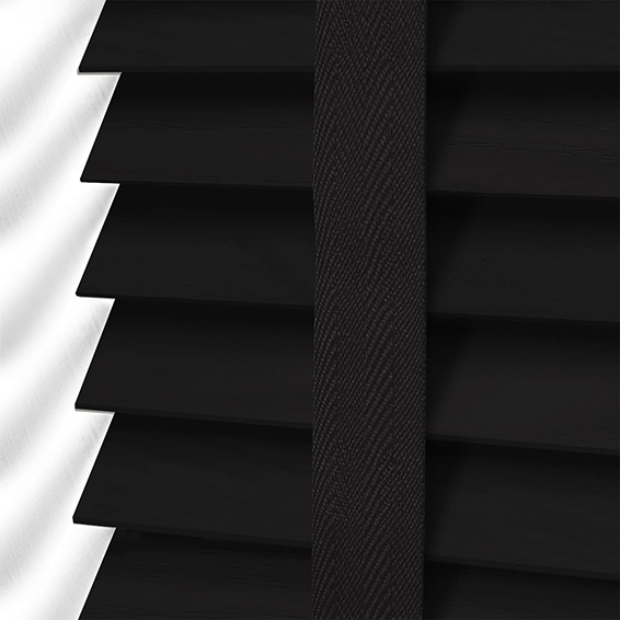 Rèm gỗ cao cấp với đai cố định chắc chắn