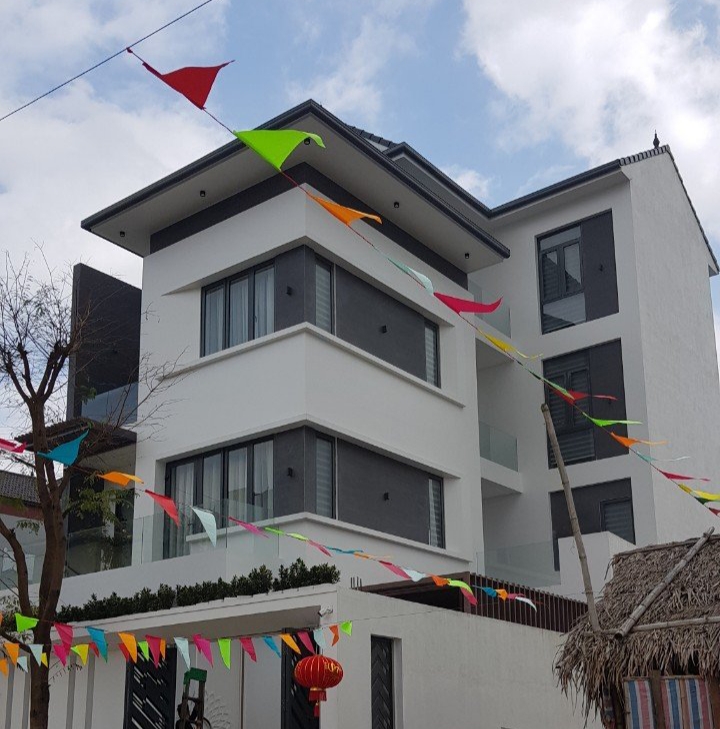 thi-cong-rem-cua-tai-nha-co-van-tai-hoai-duc-1