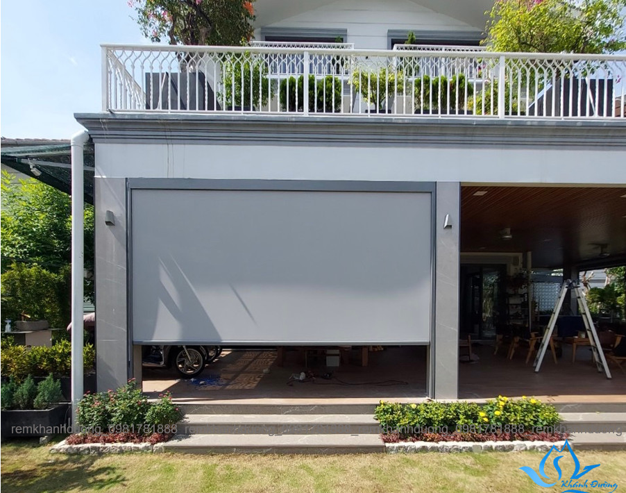 thi-cong-rem-cuon-zipscreen-ngoai-troi-nhap-khau-tai-ho-chi-minh-4 z2909996737949_232a727a90de1461ee7fba4dd51bf876